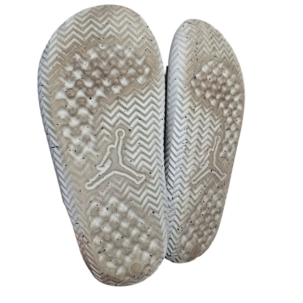 Jordan Black & White Slide Sandals Men's 9 Summer Beach Weekends College Prep